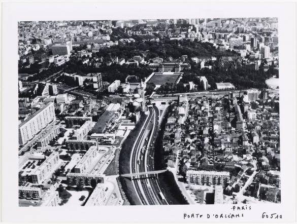 Vue aérienne de Paris : L'autoroute A6 et la Cité internationale